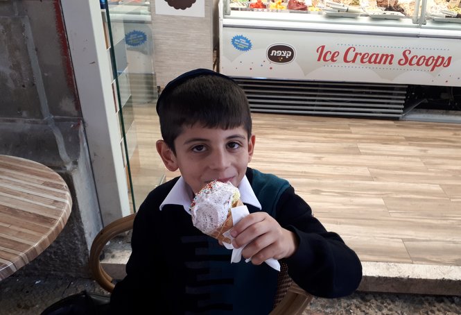 The Zion boys recently enjoyed delicious ice cream cones at a local favorite ice cream store...